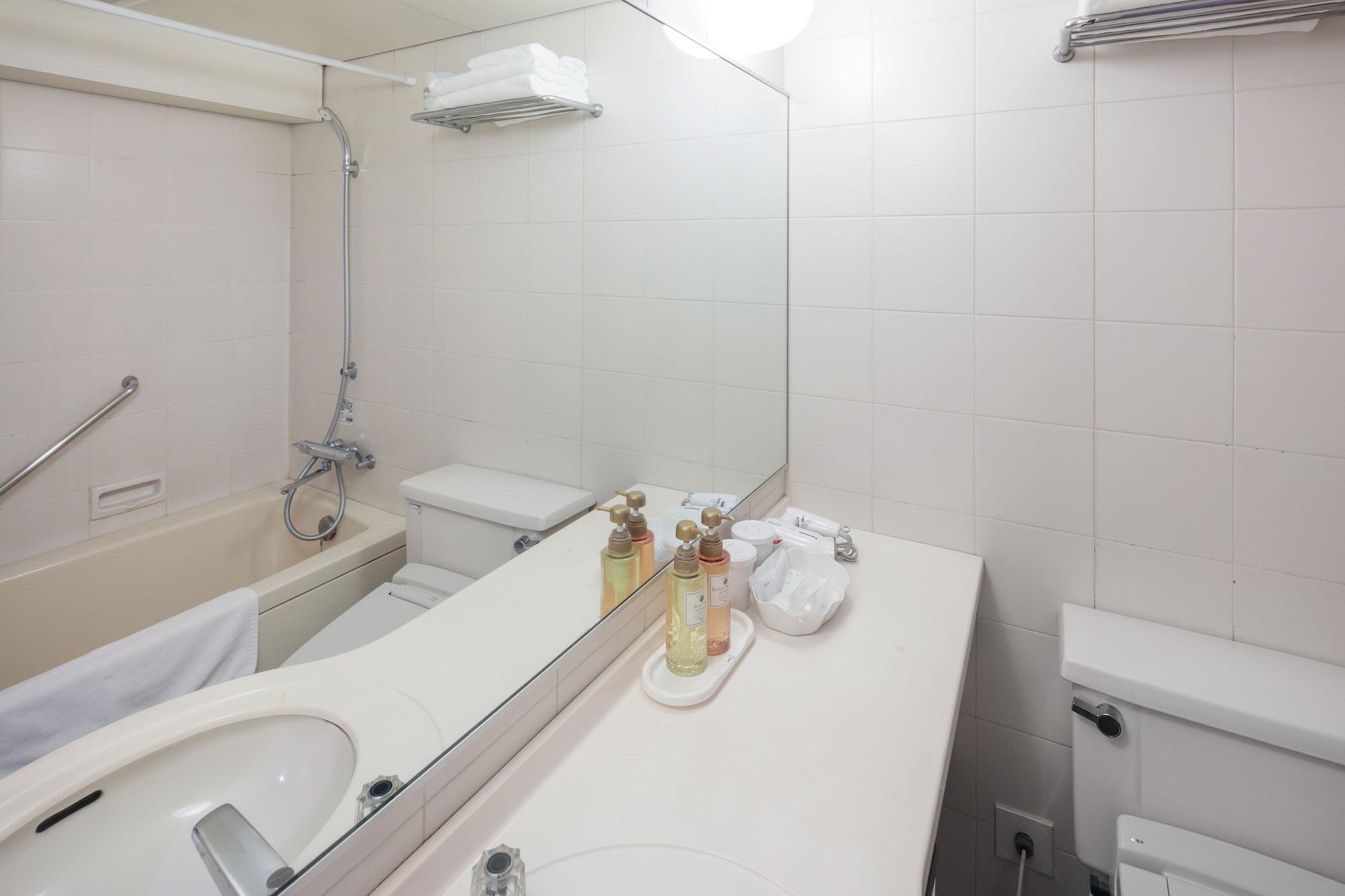 Hotel Mystays Iidabashi Tokyo Exterior photo
